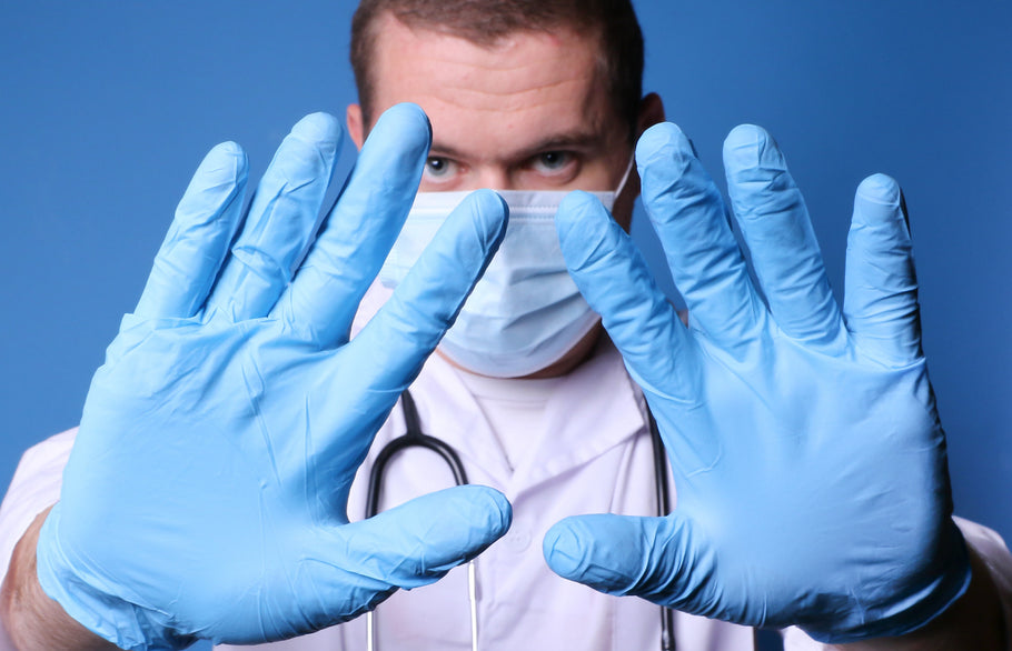The Difference Between Nitrile and Latex Gloves