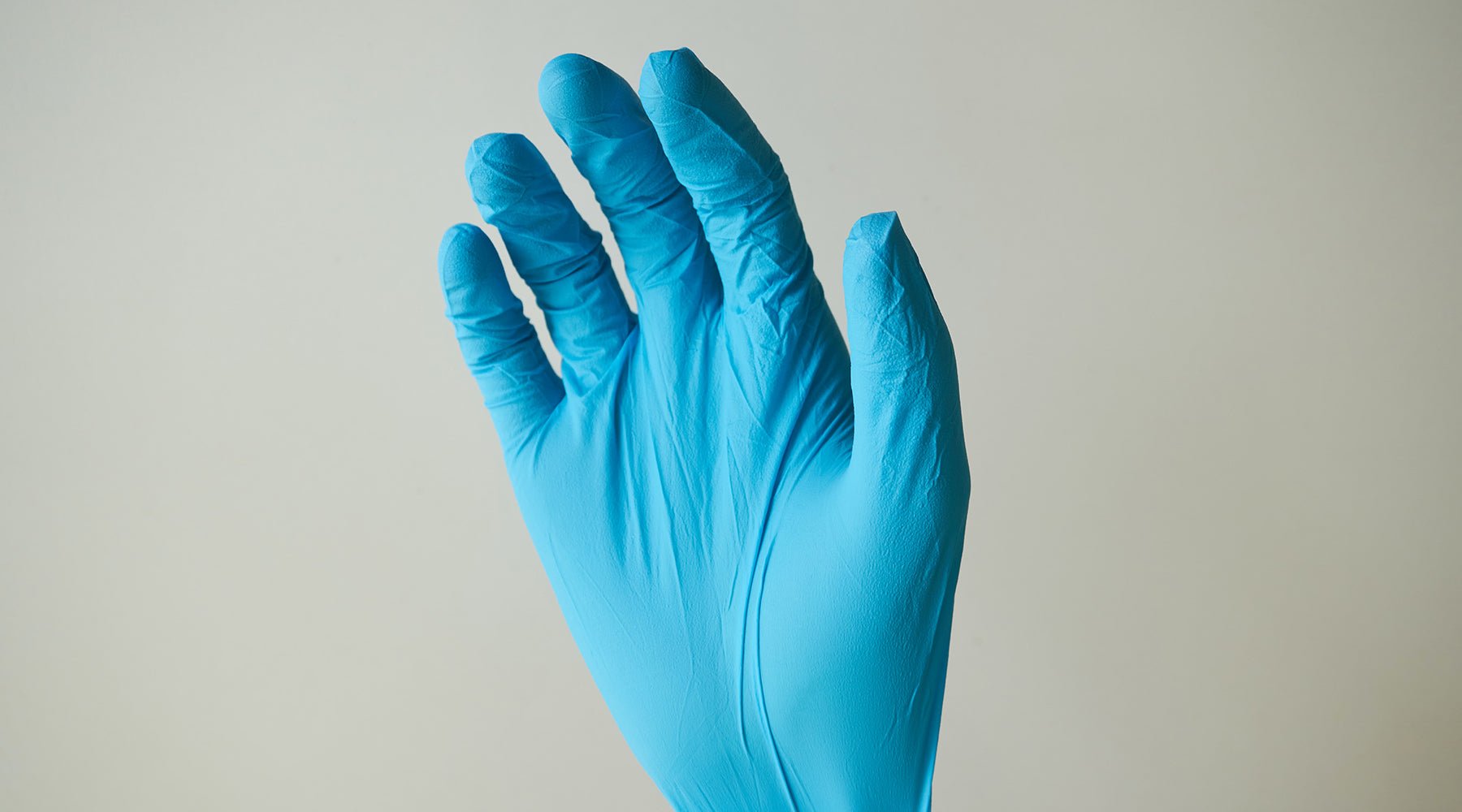 Vinyl vs. Nitrile… Which Should I Use?