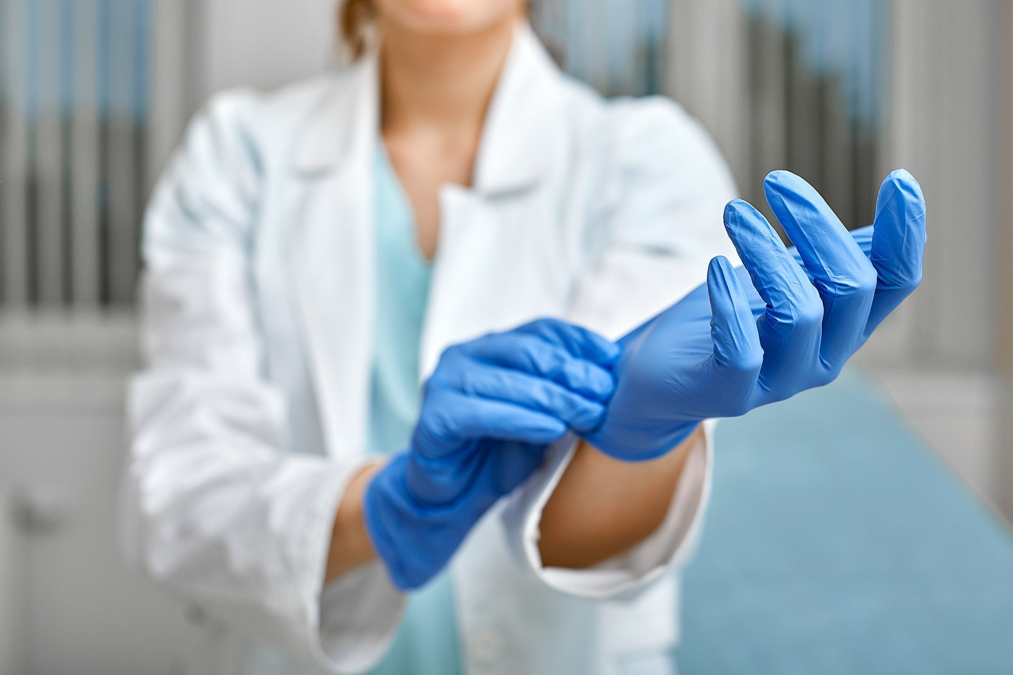 Vinyl and nitrile gloves for durable, latex-free protection in medical, food handling, and industrial settings.